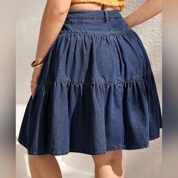 Plus Button Front Ruffle Hem Denim Skirt - Picture 2 of 5